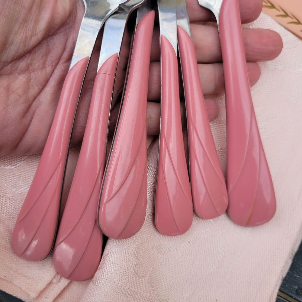 Fiesta Rose Swirl Flatware ~ Post-86 Retired Item ~ Fiestaware ~ 6 Pcs - Picture 3 of 14
